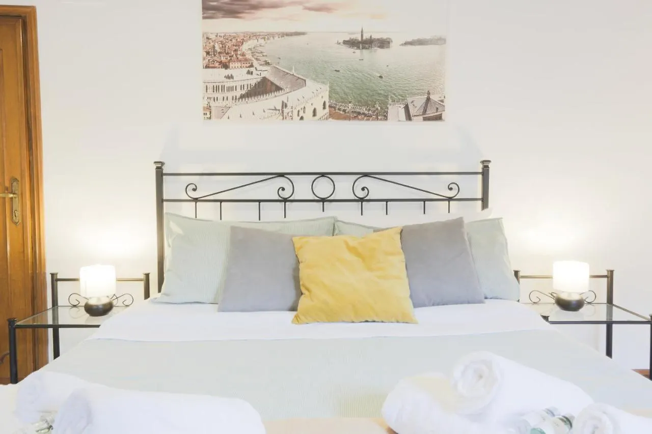 Santa Croce Guest House Venice