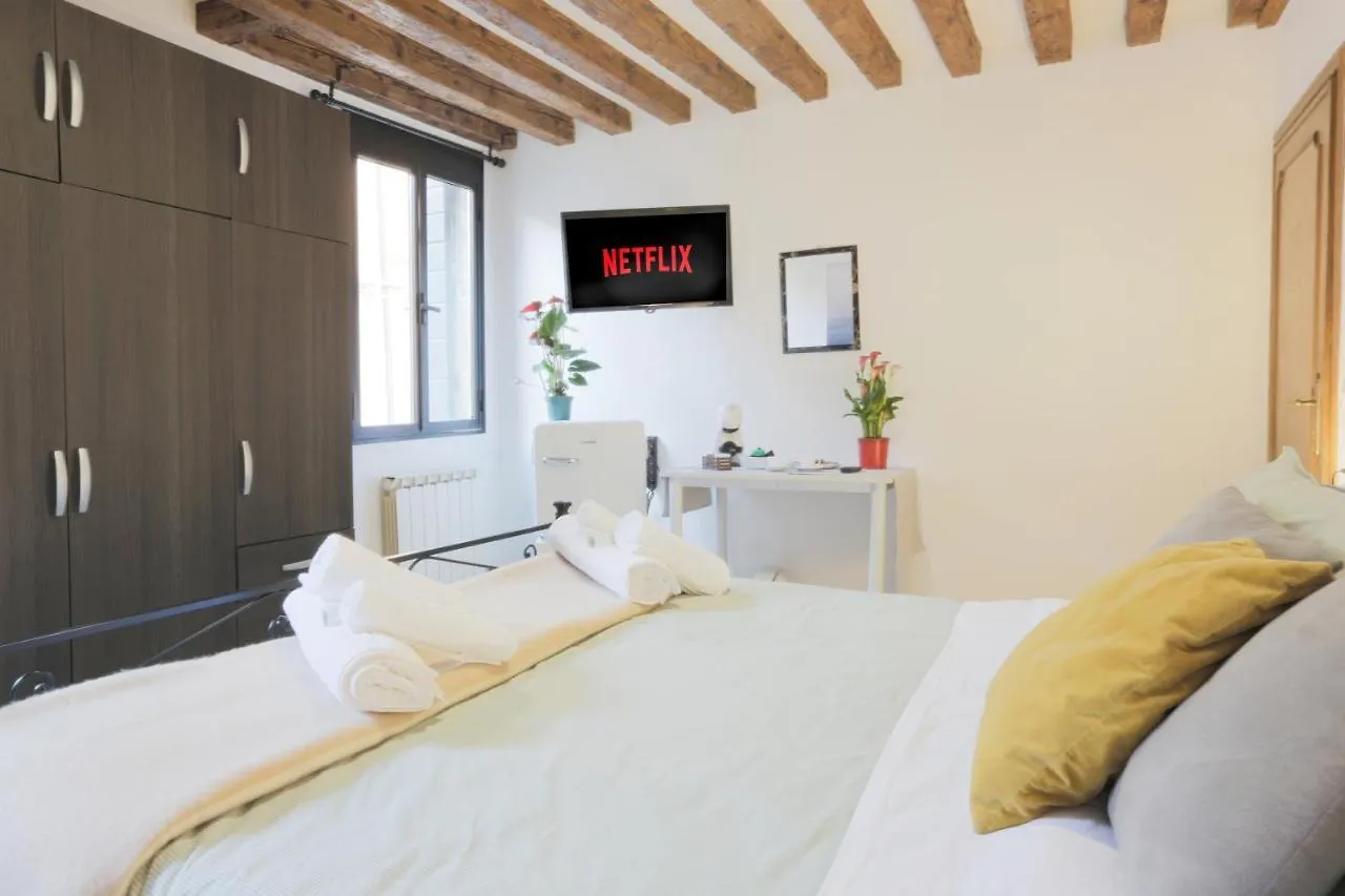 Santa Croce Guest House Venice 0*,